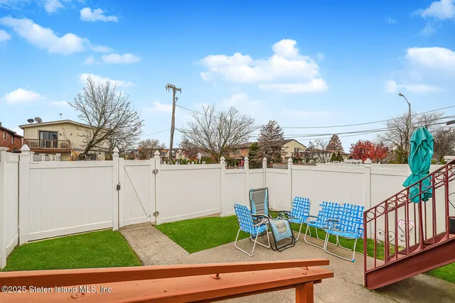 $699,000 | 318 Travis Avenue | New Springville