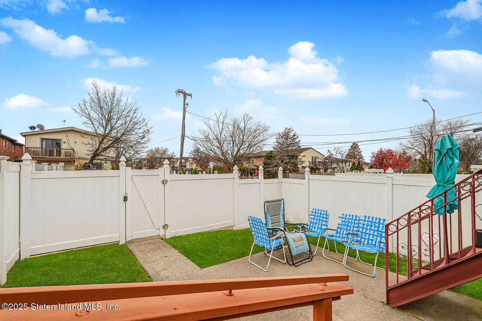 318 Travis Avenue Staten Island, NY 10314 - Photo 20 of 24 Photo Nov 25 2025, 1 10 42 PM