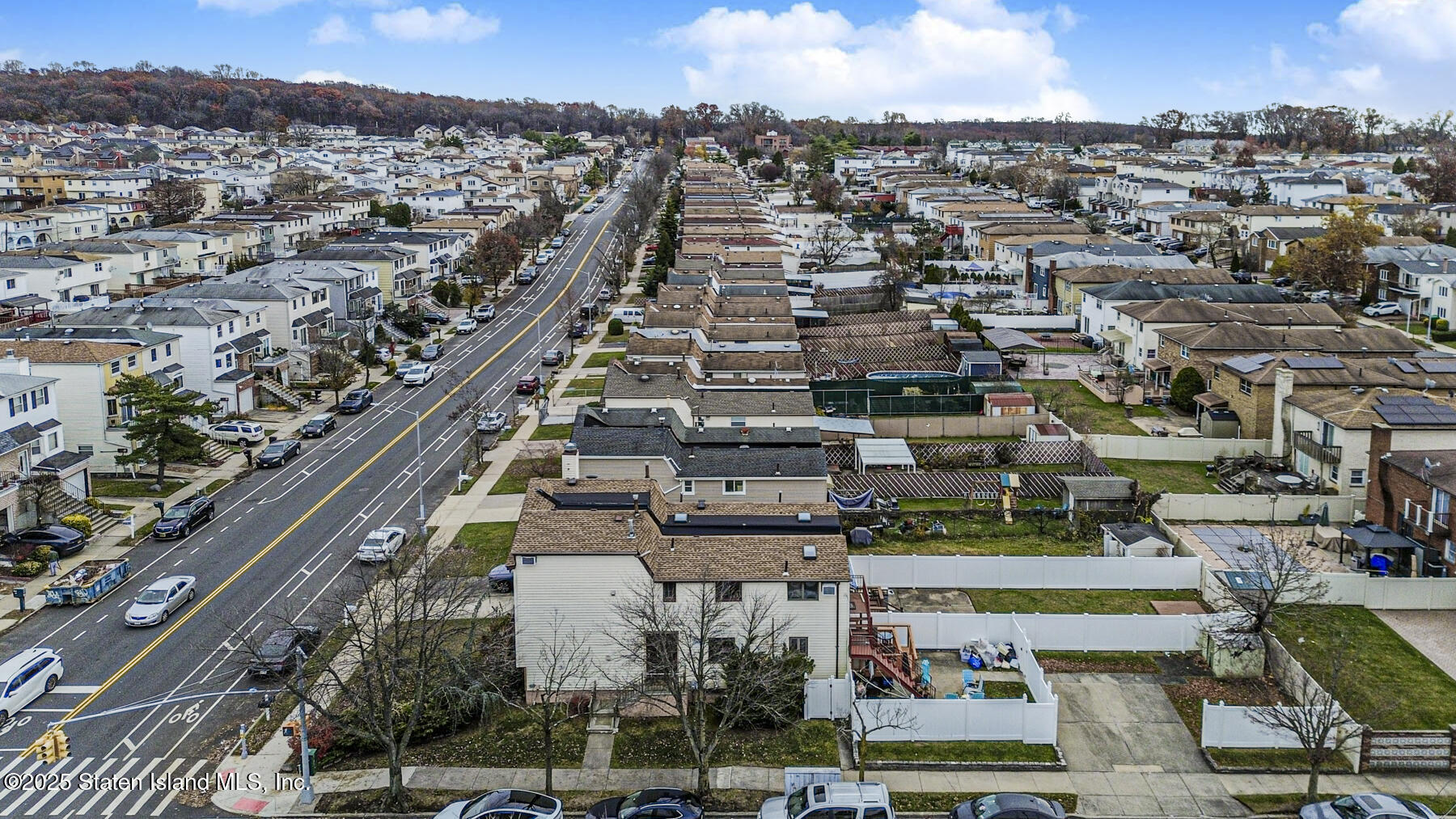 318 Travis Avenue Staten Island, NY 10314 - Photo 24 of 24 Photo Nov 25 2025, 11 39 22 AM