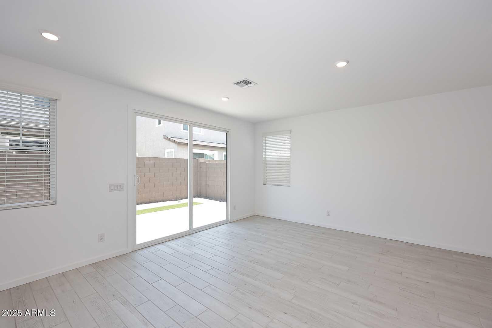 2460 West Rowel Road Phoenix, AZ 85085 - Photo 9 of 56 Dining Room
