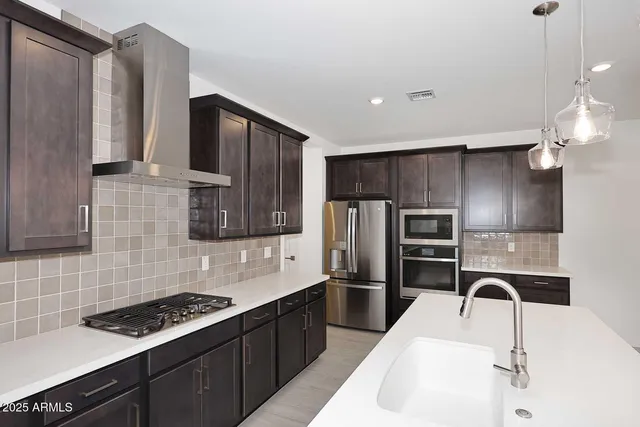 $3,000 | 2460 West Rowel Road, Phoenix, AZ 85085