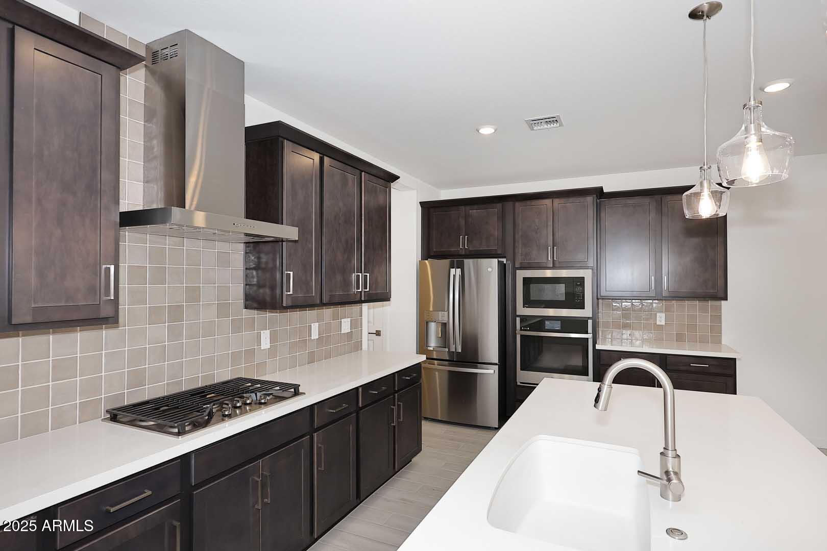 2460 West Rowel Road Phoenix, AZ 85085 - Photo 14 of 56 Kitchen-Gas Stove