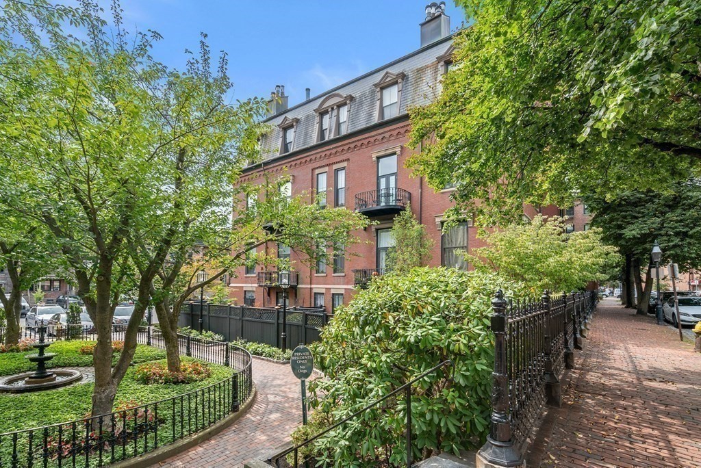150 Appleton Street, Unit 3E Boston, MA 02116 - Photo 14 of 16 Gallery Image 14