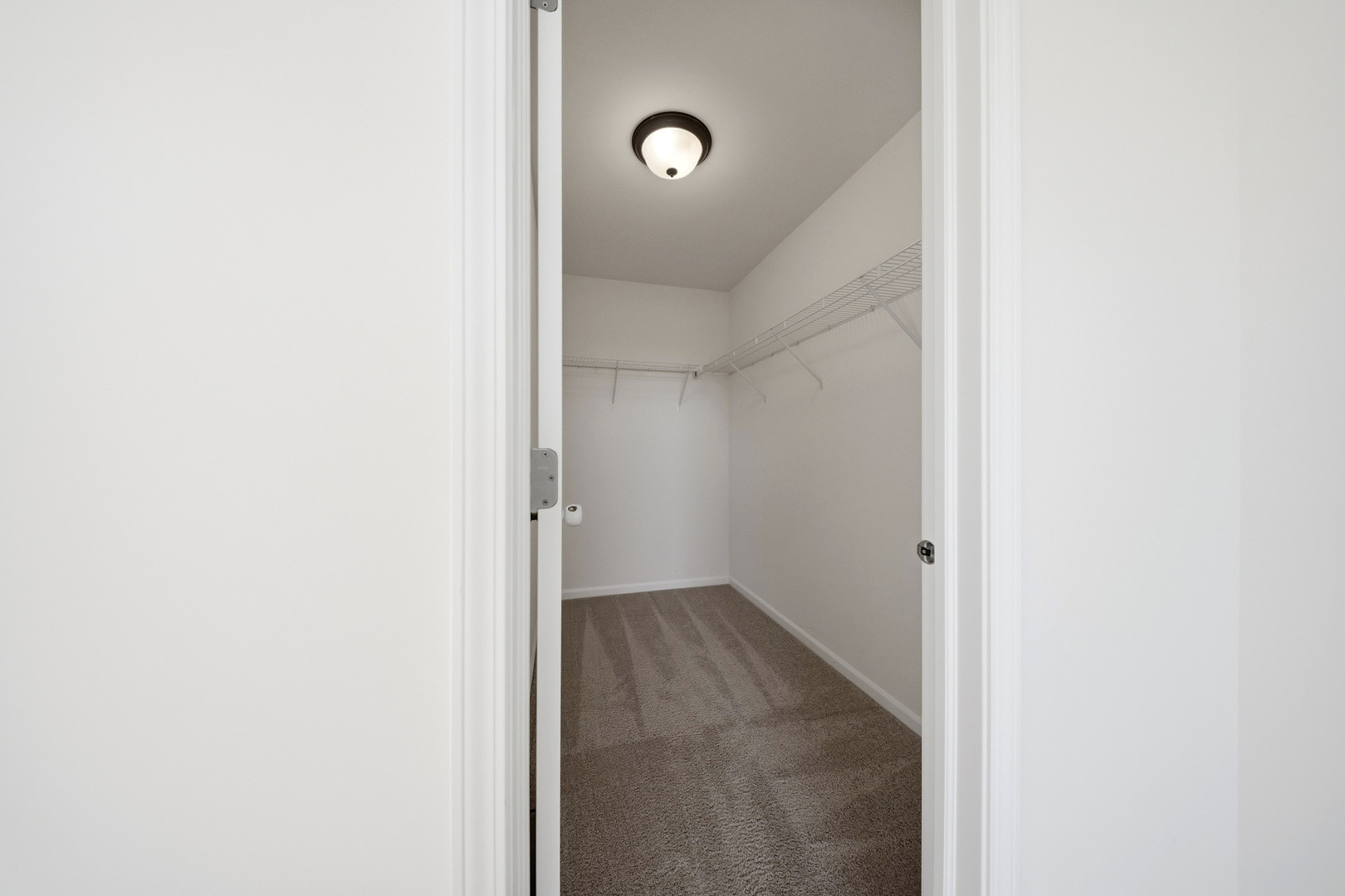 949 Hyte Street Plano, IL 60545 - Photo 27 of 51 a view of empty room