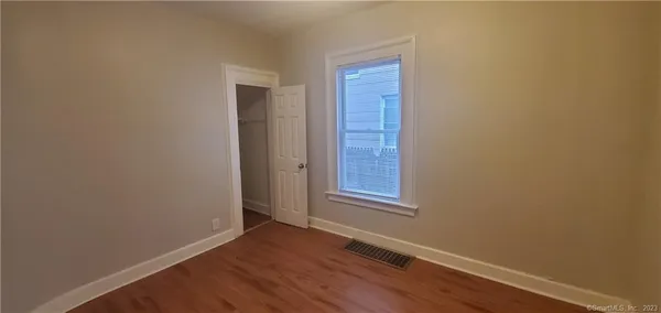 $2,100 | 641 Ferry Street, New Haven, CT 06513