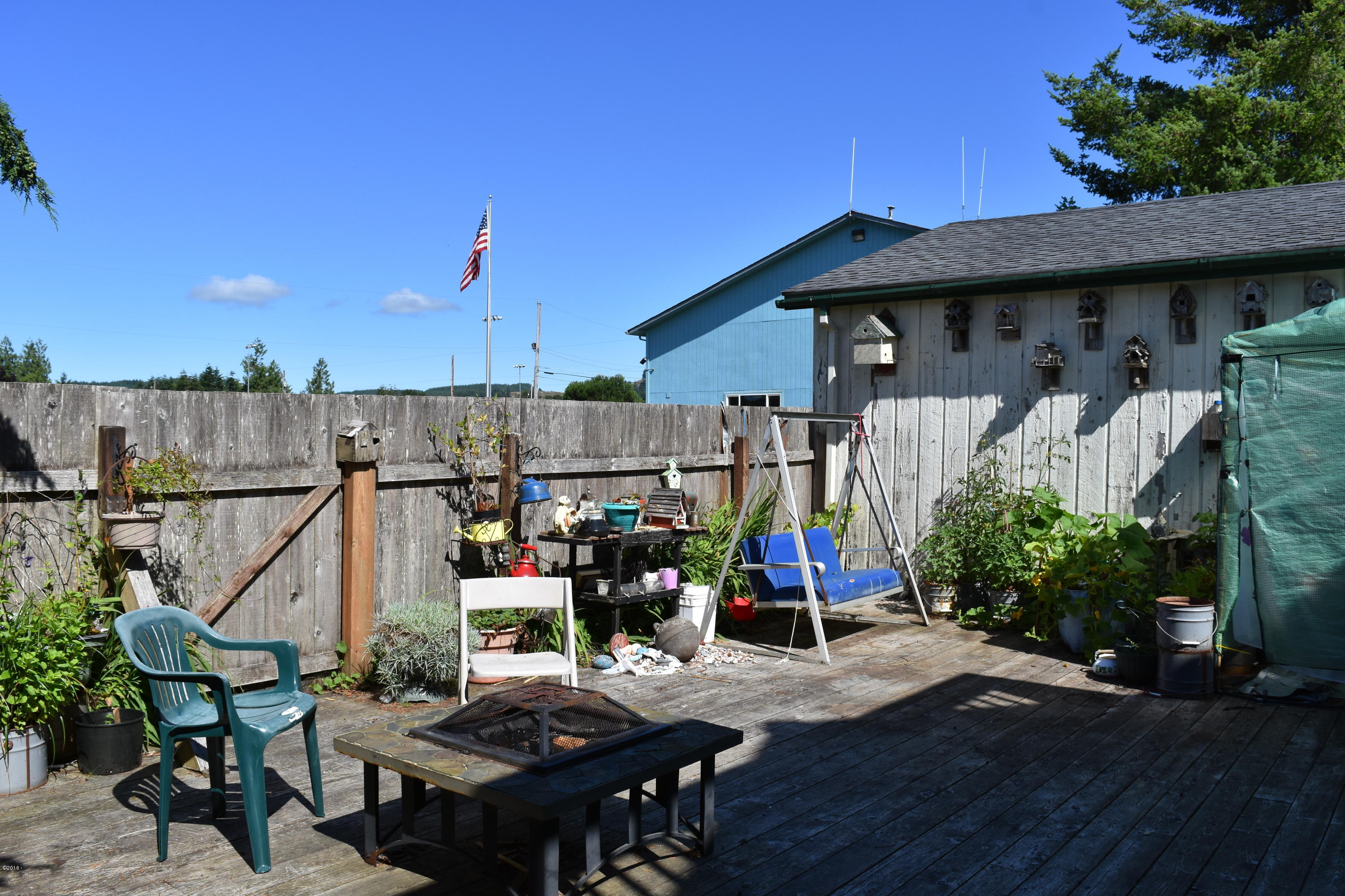 175 South Gaither Street Siletz, OR 97380 - Photo 18 of 25 Back deck