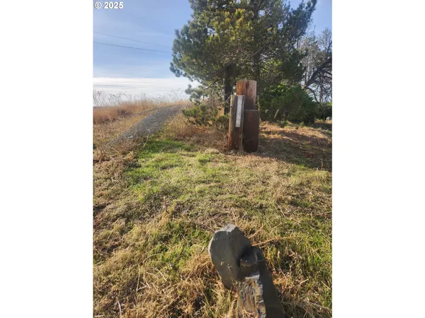 $405,500 | 68766 Weatherford Road, Arlington, OR 97812