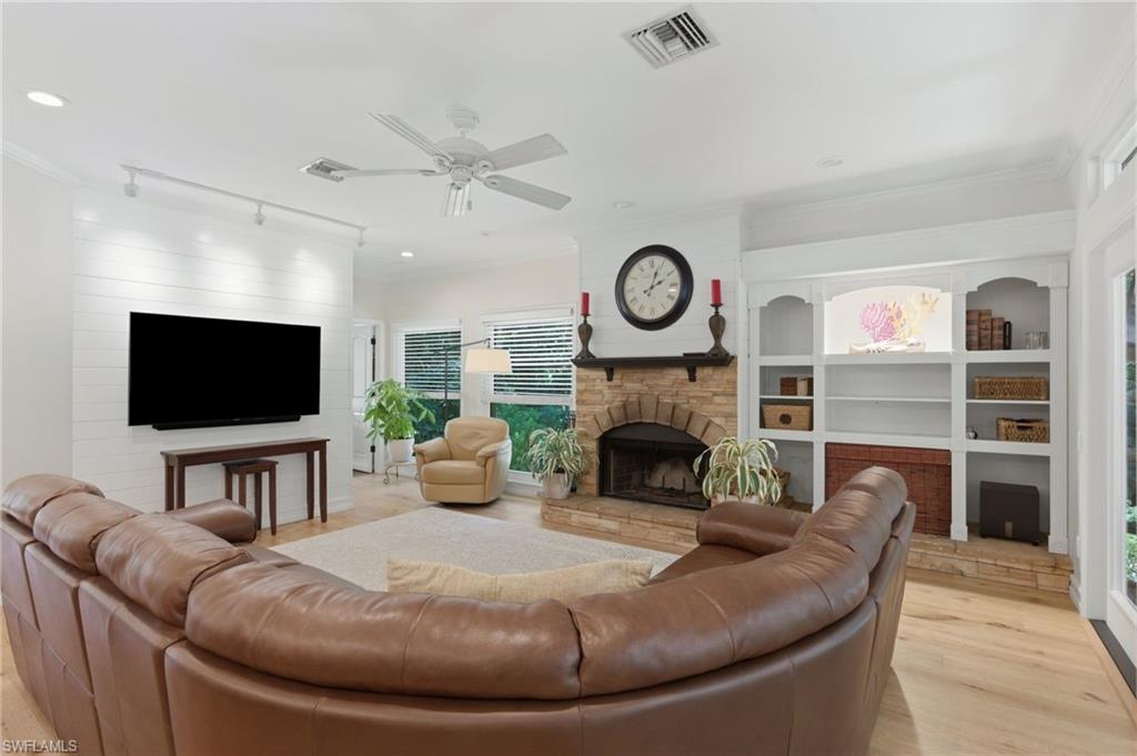 5070 Tamarind Ridge Drive Naples, FL 34119 - Photo 15 of 44