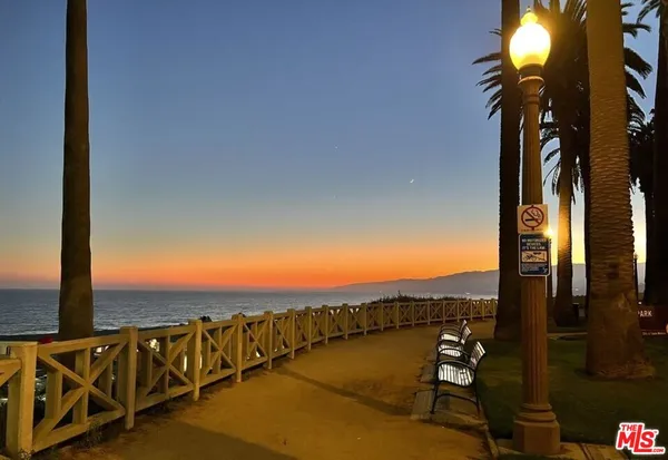 $3,649,000 | 943 Princeton Street, Santa Monica, CA 90403