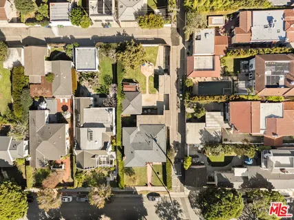 $3,595,000 | 943 Princeton Street, Santa Monica, CA 90403