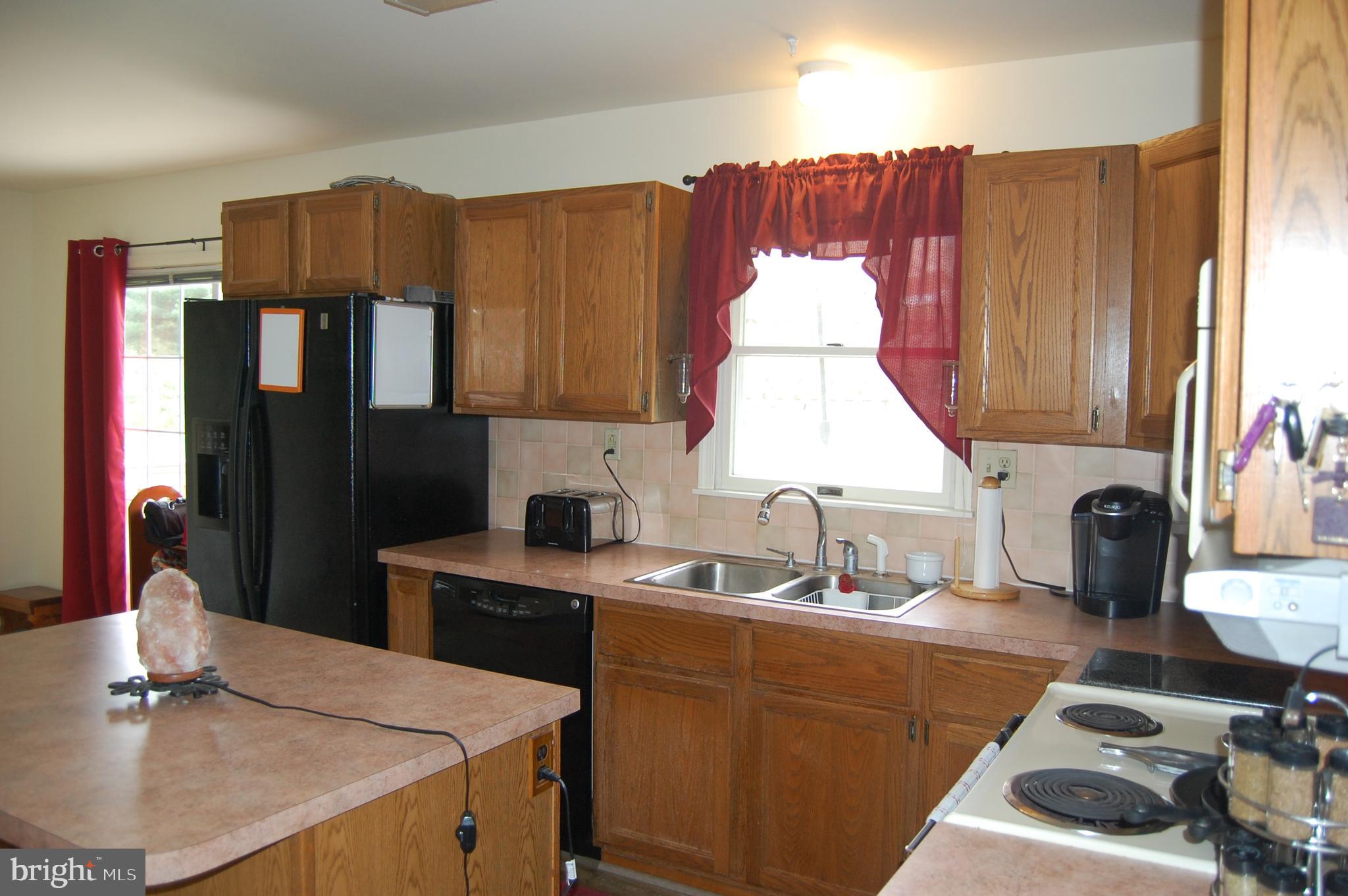 6840 Hunting Creek Road Hurlock, MD 21643 - Photo 12 of 27 Kitchen
