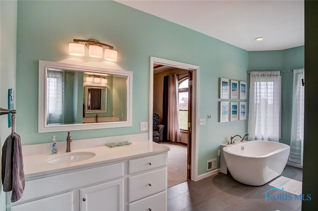 8135 Seaman Road Oregon, OH 43616 - Photo 27 of 36 Gallery Image 27