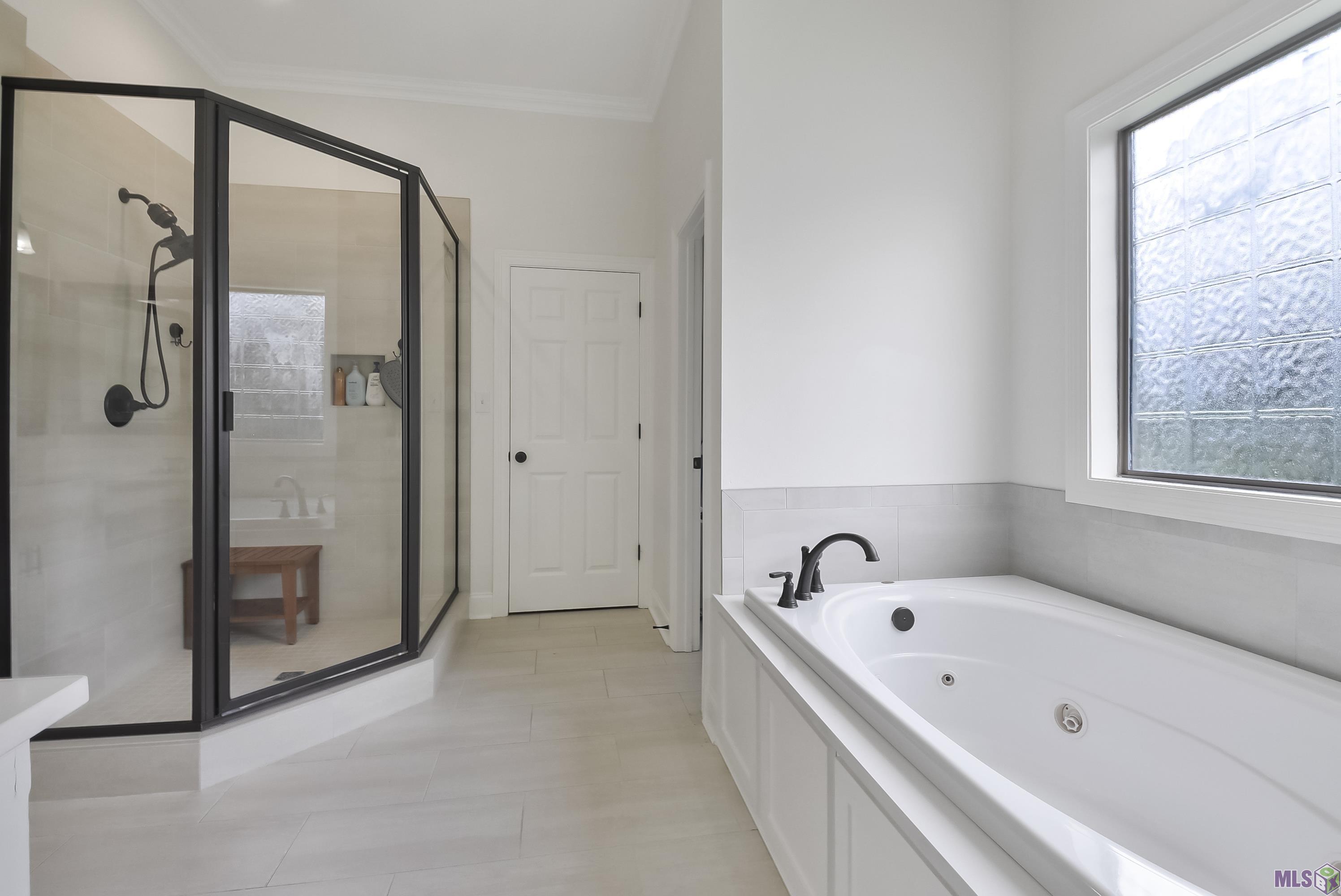 8925 Foxgate Drive Baton Rouge, LA 70809 - Photo 8 of 25