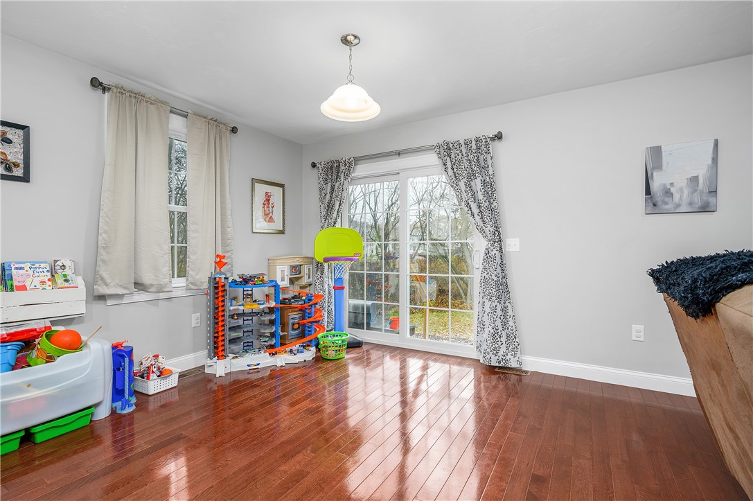 46 Berkley Street Woonsocket, RI 02895 - Photo 11 of 33 Gallery Image 11