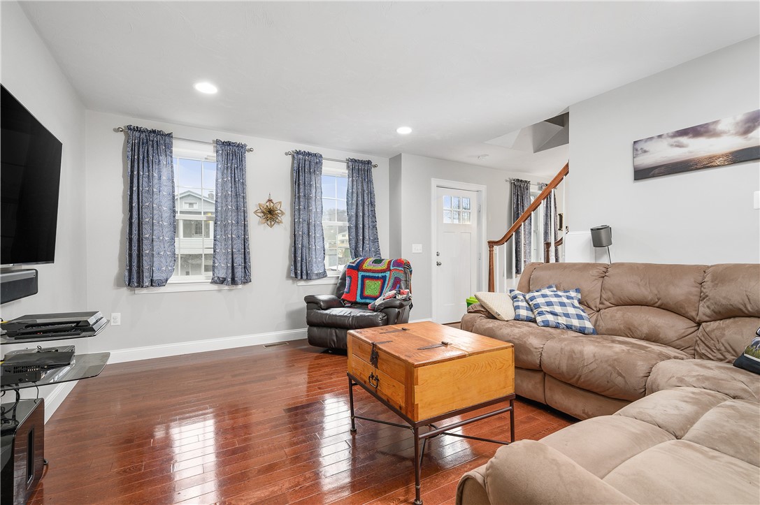 46 Berkley Street Woonsocket, RI 02895 - Photo 12 of 33 Gallery Image 12