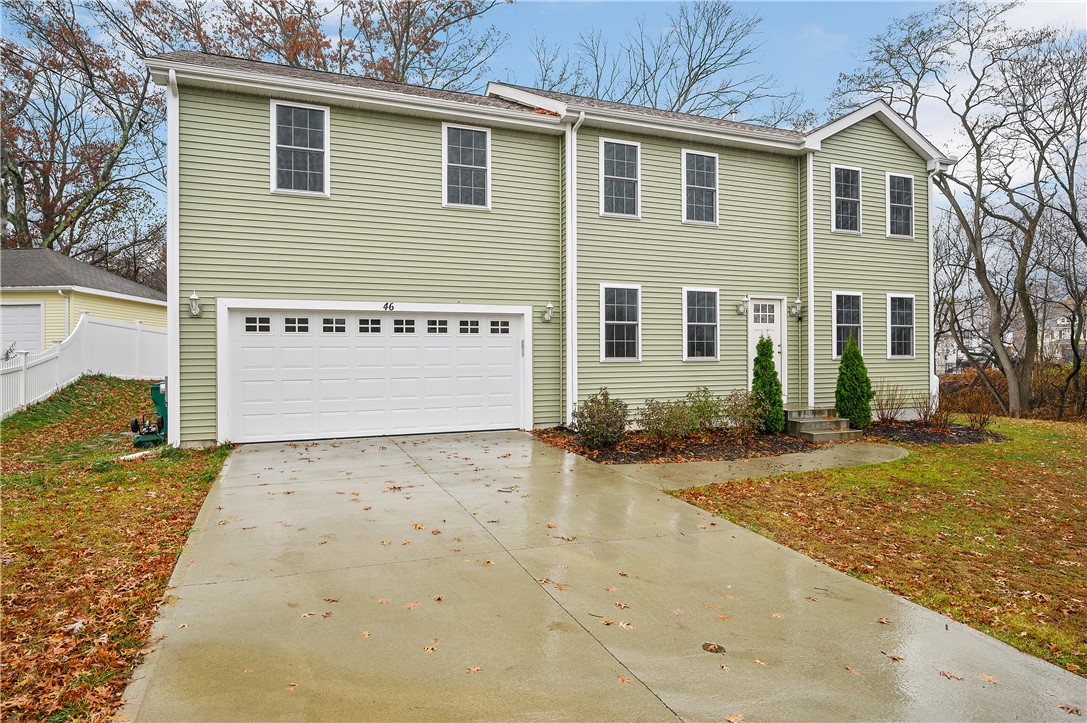 46 Berkley Street Woonsocket, RI 02895 - Photo 2 of 33 Gallery Image 2