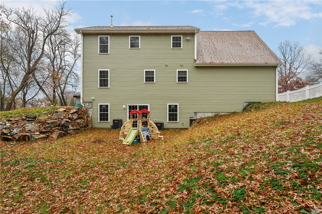 46 Berkley Street Woonsocket, RI 02895 - Photo 31 of 33 Gallery Image 31