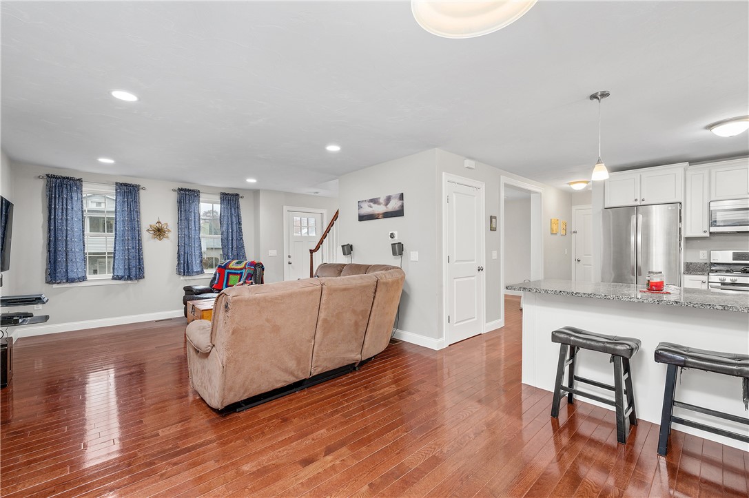 46 Berkley Street Woonsocket, RI 02895 - Photo 9 of 33 Gallery Image 9