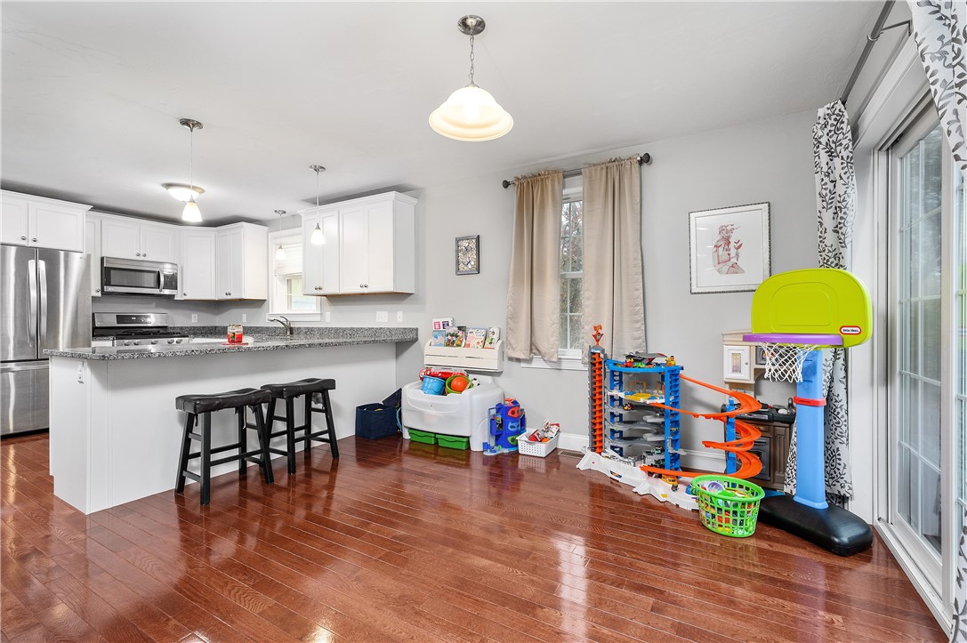 46 Berkley Street Woonsocket, RI 02895 - Photo 10 of 33 Gallery Image 10