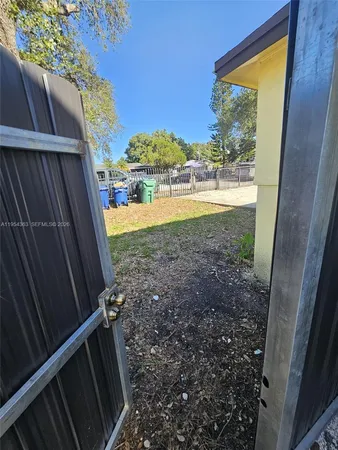 $2,500 | 1148 Northwest 100th Street, Unit 1, Miami, FL 33150