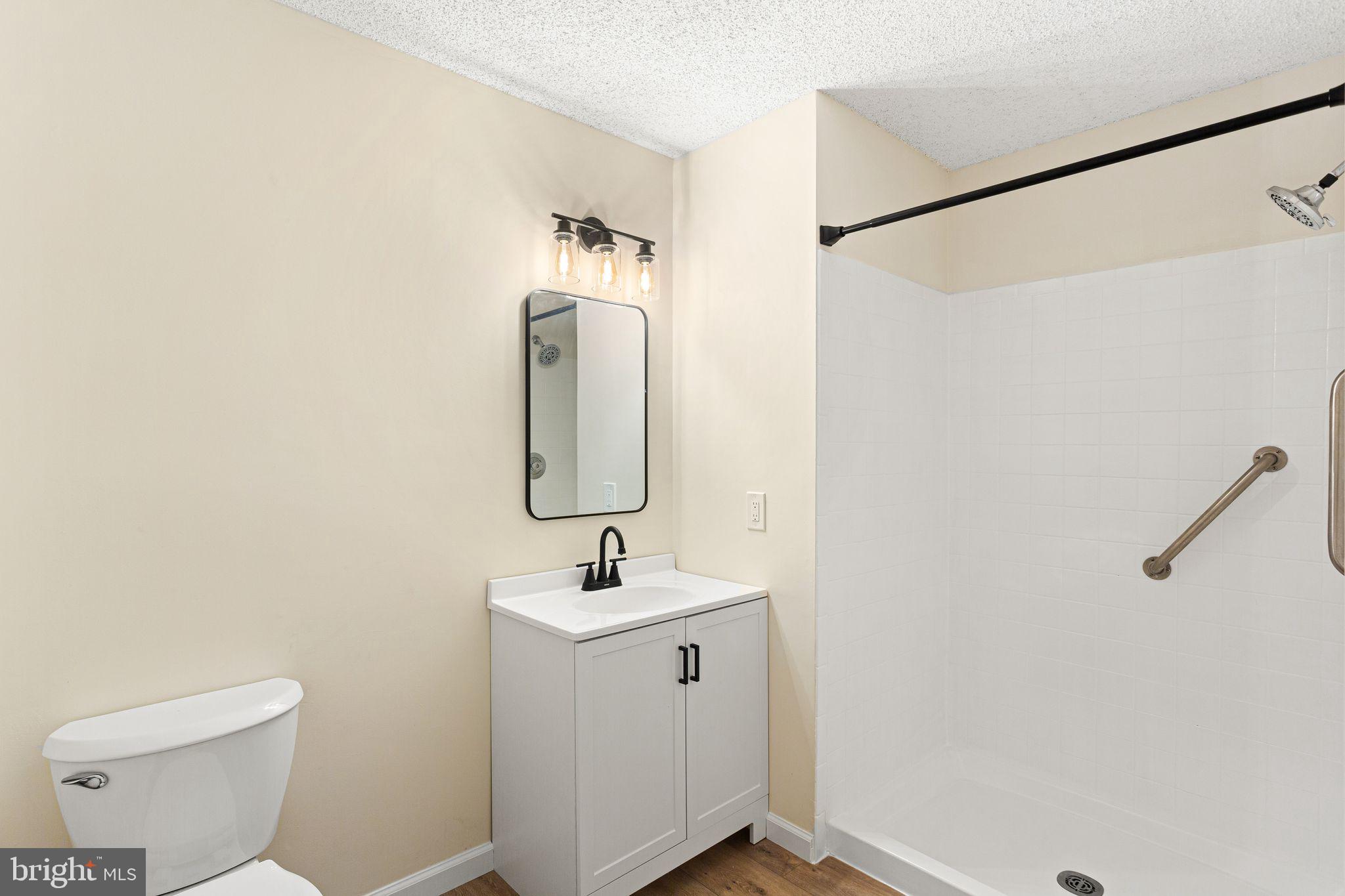 77 Cheverny Court Hamilton, NJ 08619 - Photo 21 of 30
