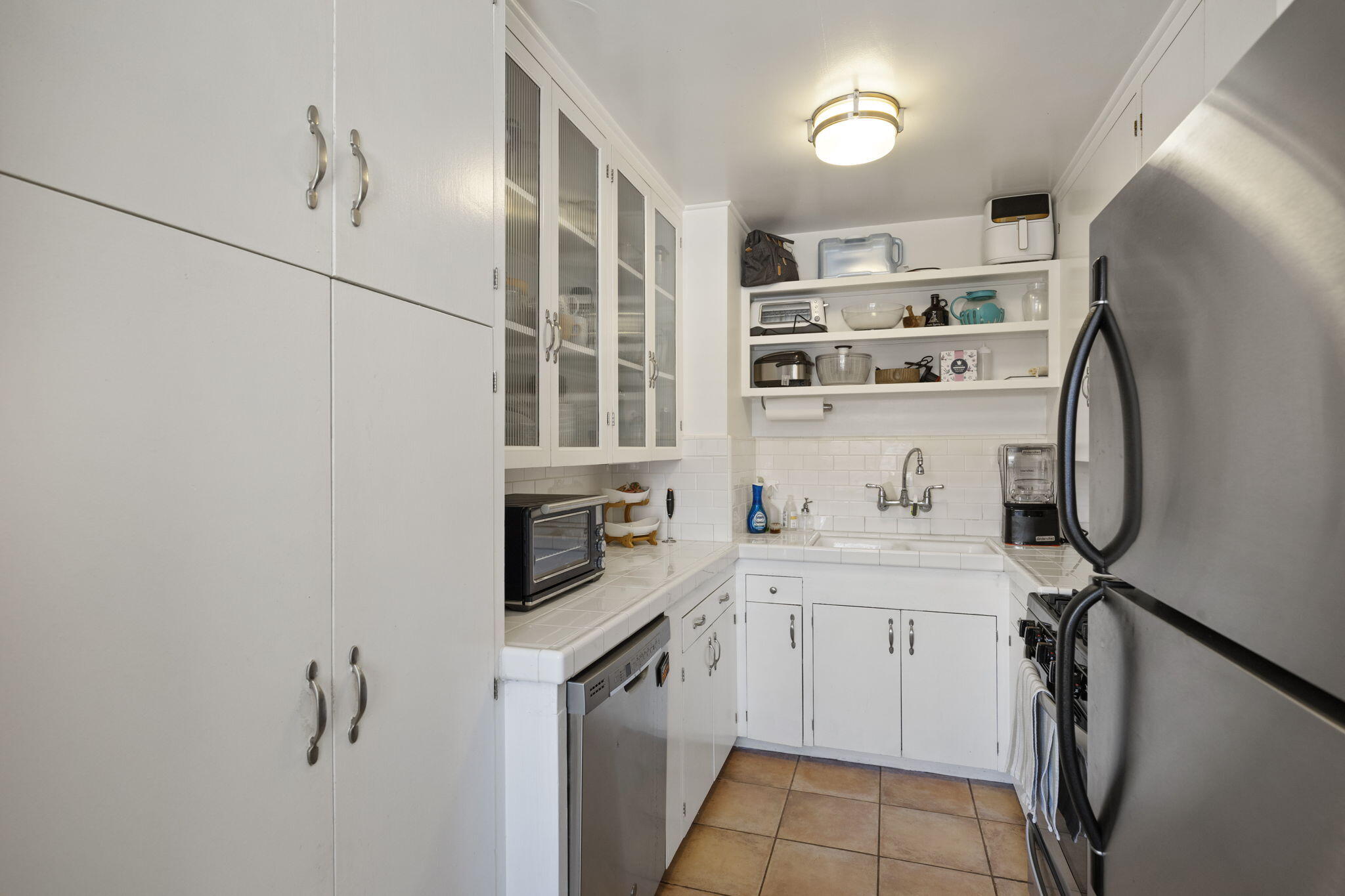 705 Northview Road Santa Barbara, CA 93105 - Photo 14 of 44 front unit