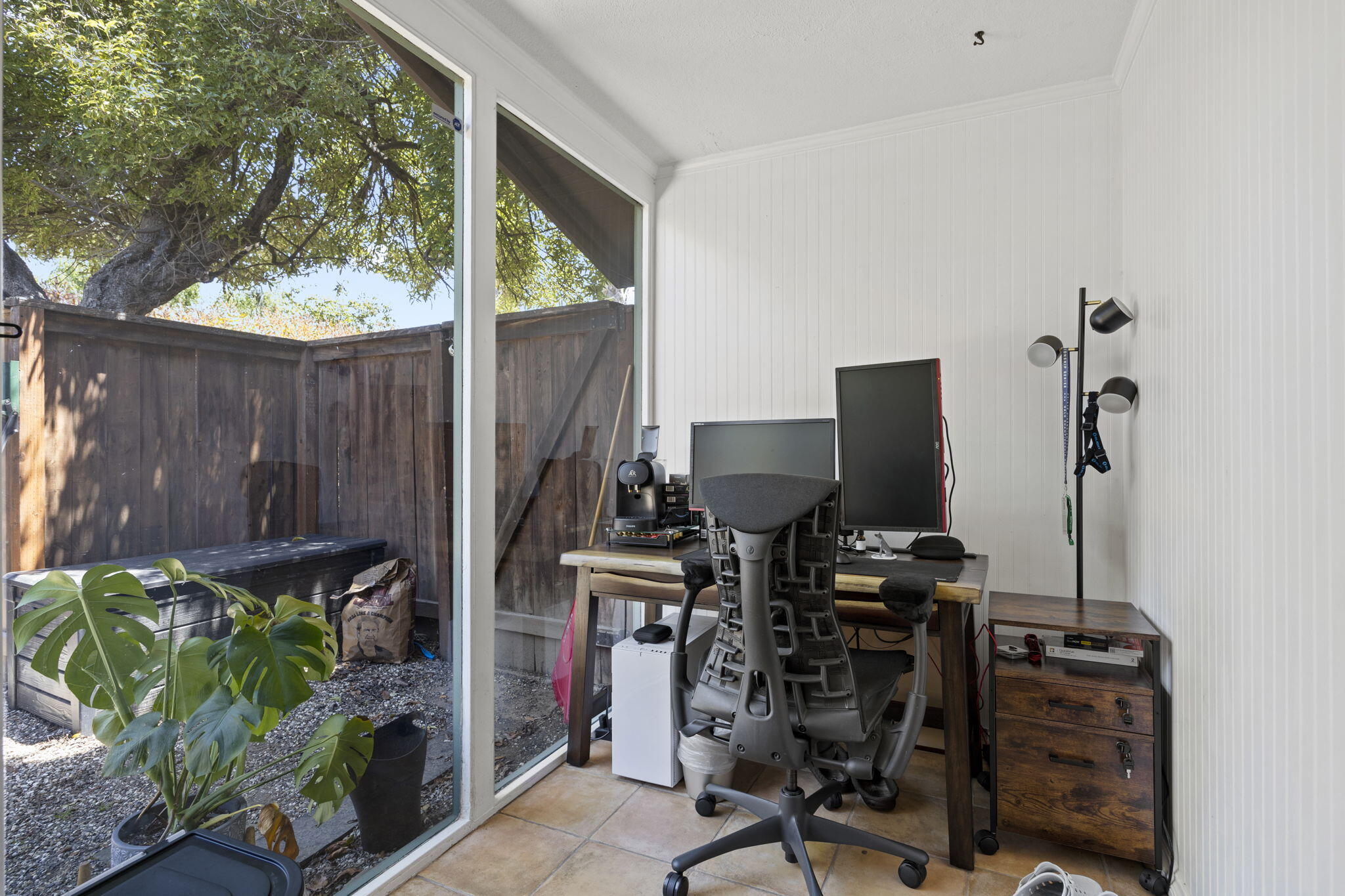 705 Northview Road Santa Barbara, CA 93105 - Photo 17 of 44 front unit