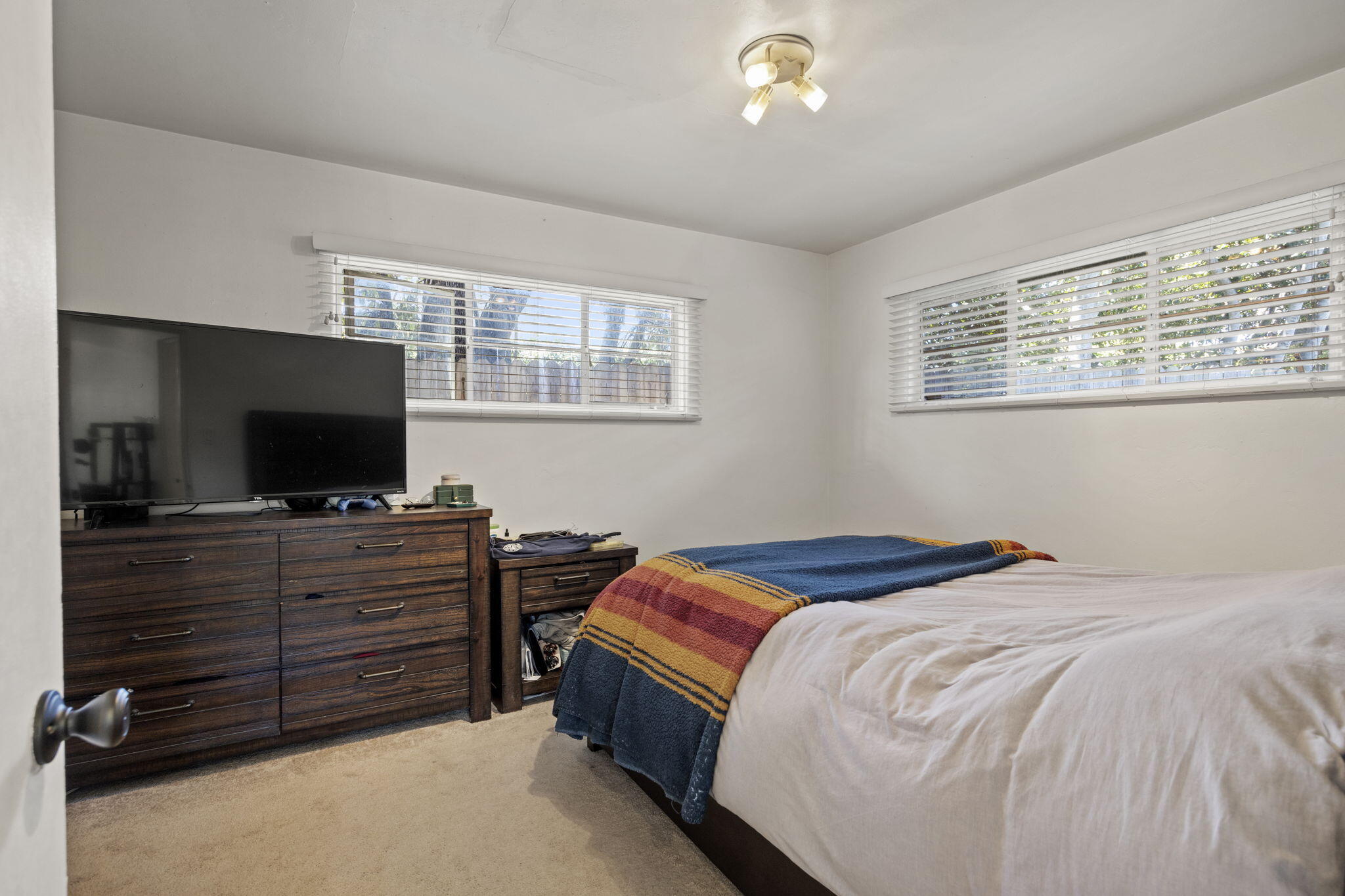 705 Northview Road Santa Barbara, CA 93105 - Photo 21 of 44 front unit