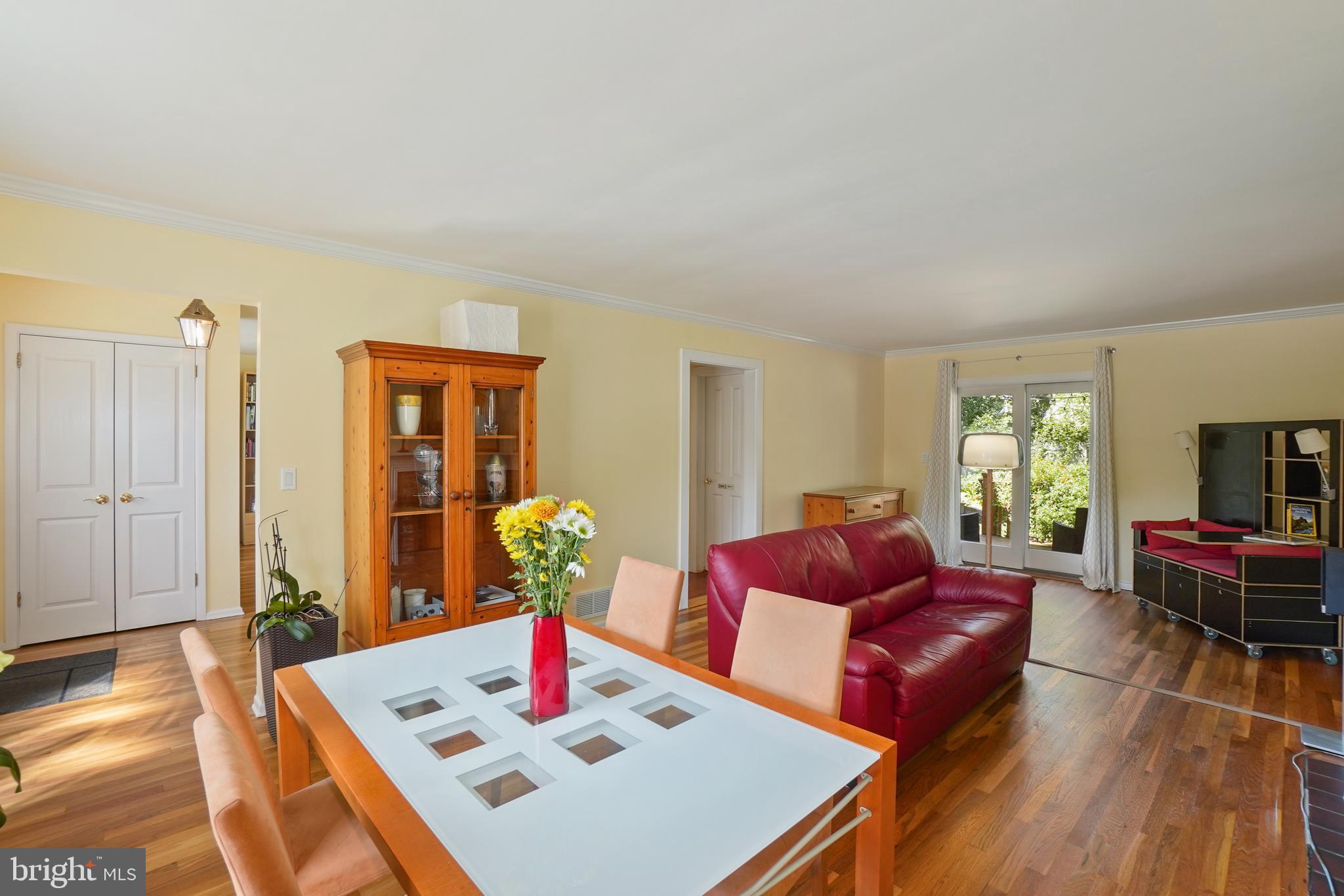 30 Robert Road Princeton, NJ 08540 - Photo 11 of 25 Dining area