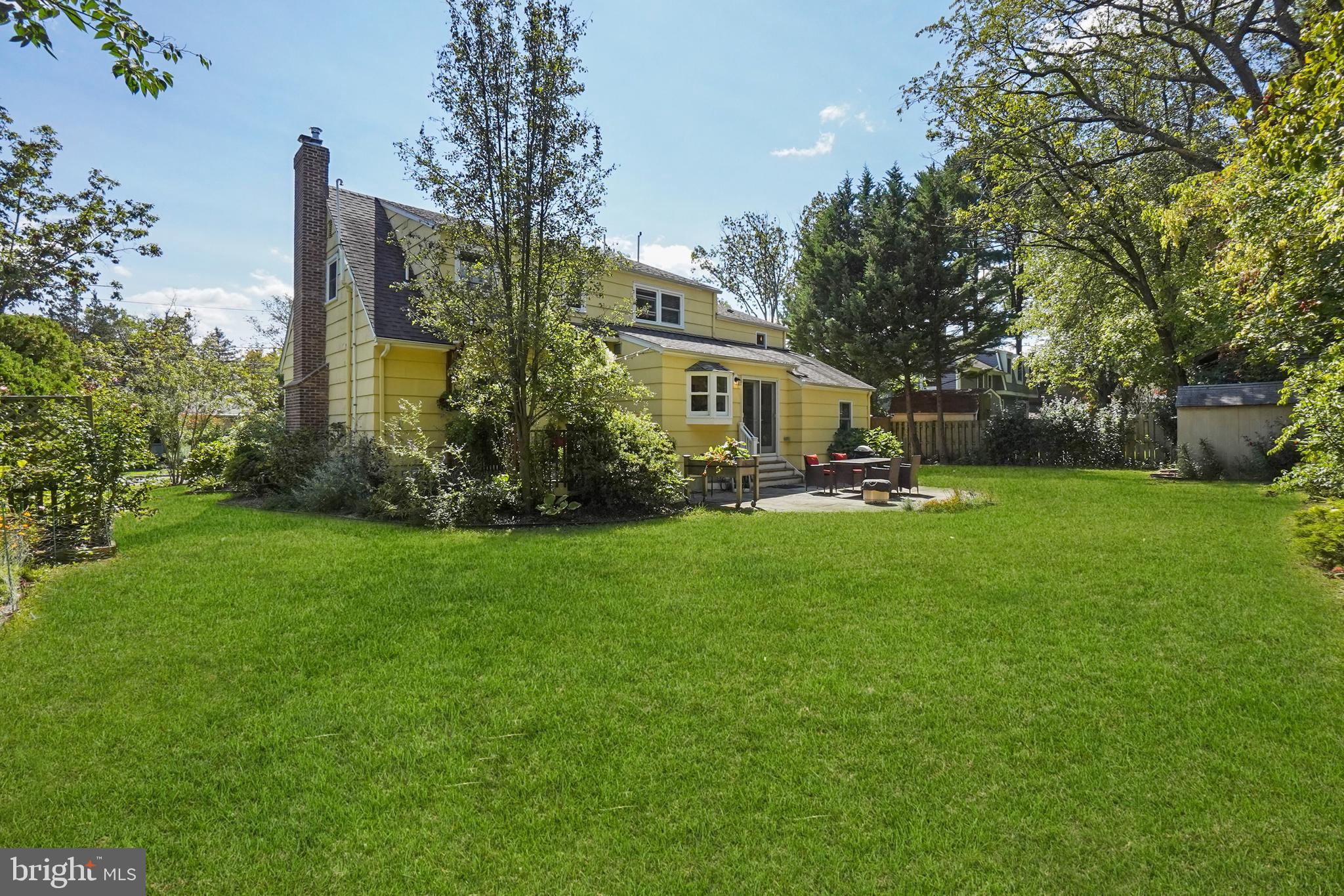 30 Robert Road Princeton, NJ 08540 - Photo 3 of 25 View of backyard showing garden shed