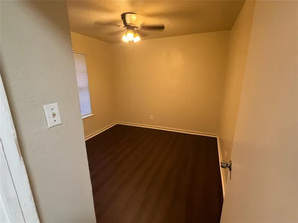 $1,800 | 726 Jadewood Drive, Dallas, TX 75232