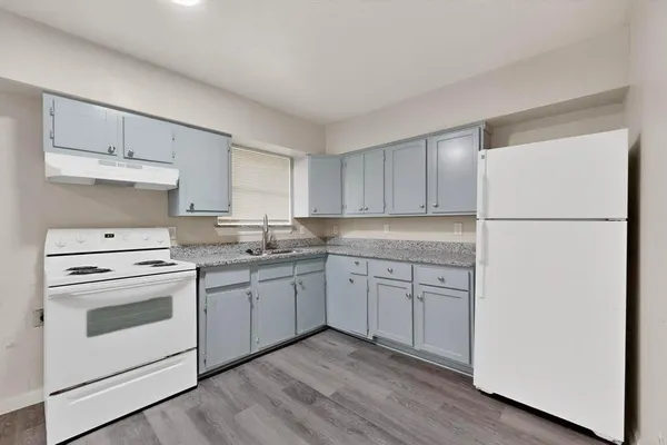 $1,800 | 726 Jadewood Drive, Dallas, TX 75232