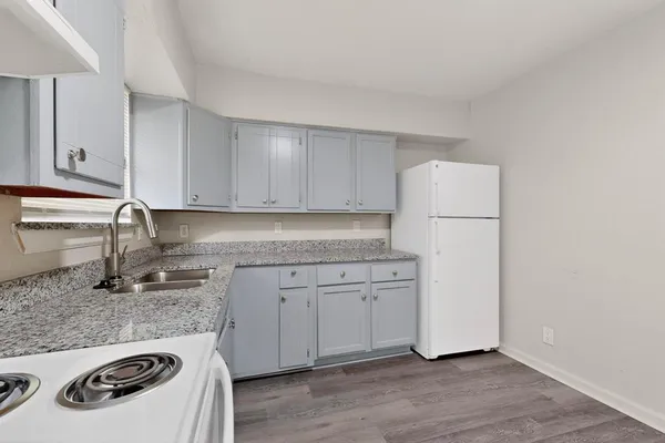 $1,800 | 726 Jadewood Drive, Dallas, TX 75232