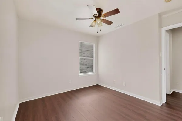 $1,800 | 726 Jadewood Drive, Dallas, TX 75232