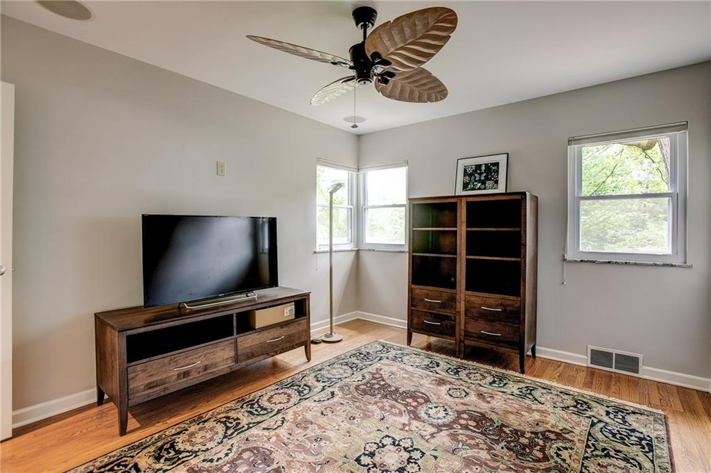 6343 Riverview Drive Indianapolis, IN 46220 - Photo 12 of 36