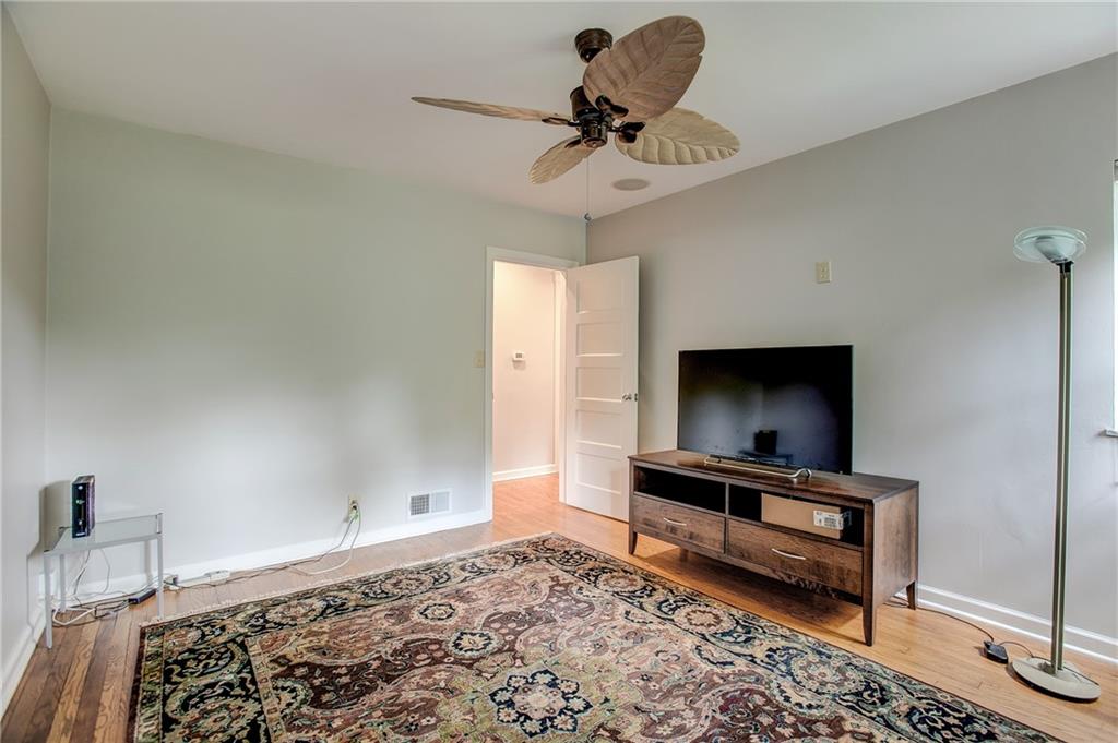 6343 Riverview Drive Indianapolis, IN 46220 - Photo 13 of 36