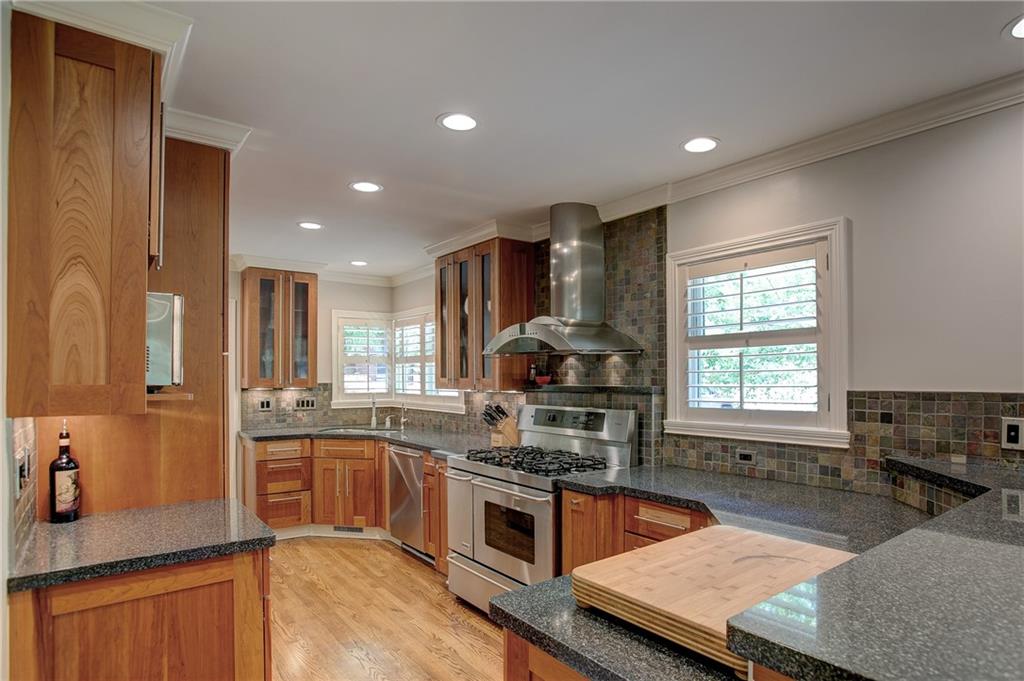 6343 Riverview Drive Indianapolis, IN 46220 - Photo 7 of 36