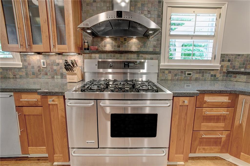 6343 Riverview Drive Indianapolis, IN 46220 - Photo 8 of 36