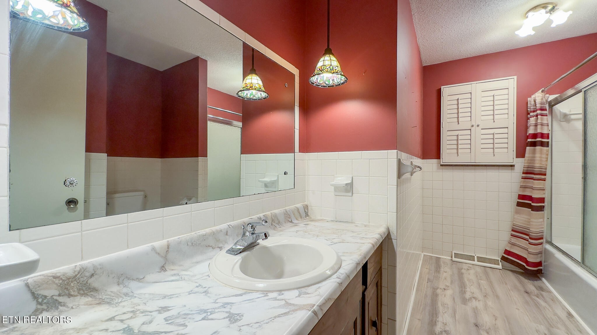 953 Kevin Road, Unit 9 Knoxville, TN 37923 - Photo 16 of 27 Gallery Image 16