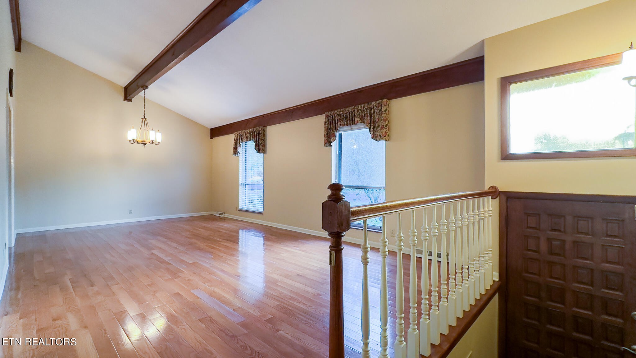 953 Kevin Road, Unit 9 Knoxville, TN 37923 - Photo 7 of 27 Gallery Image 7