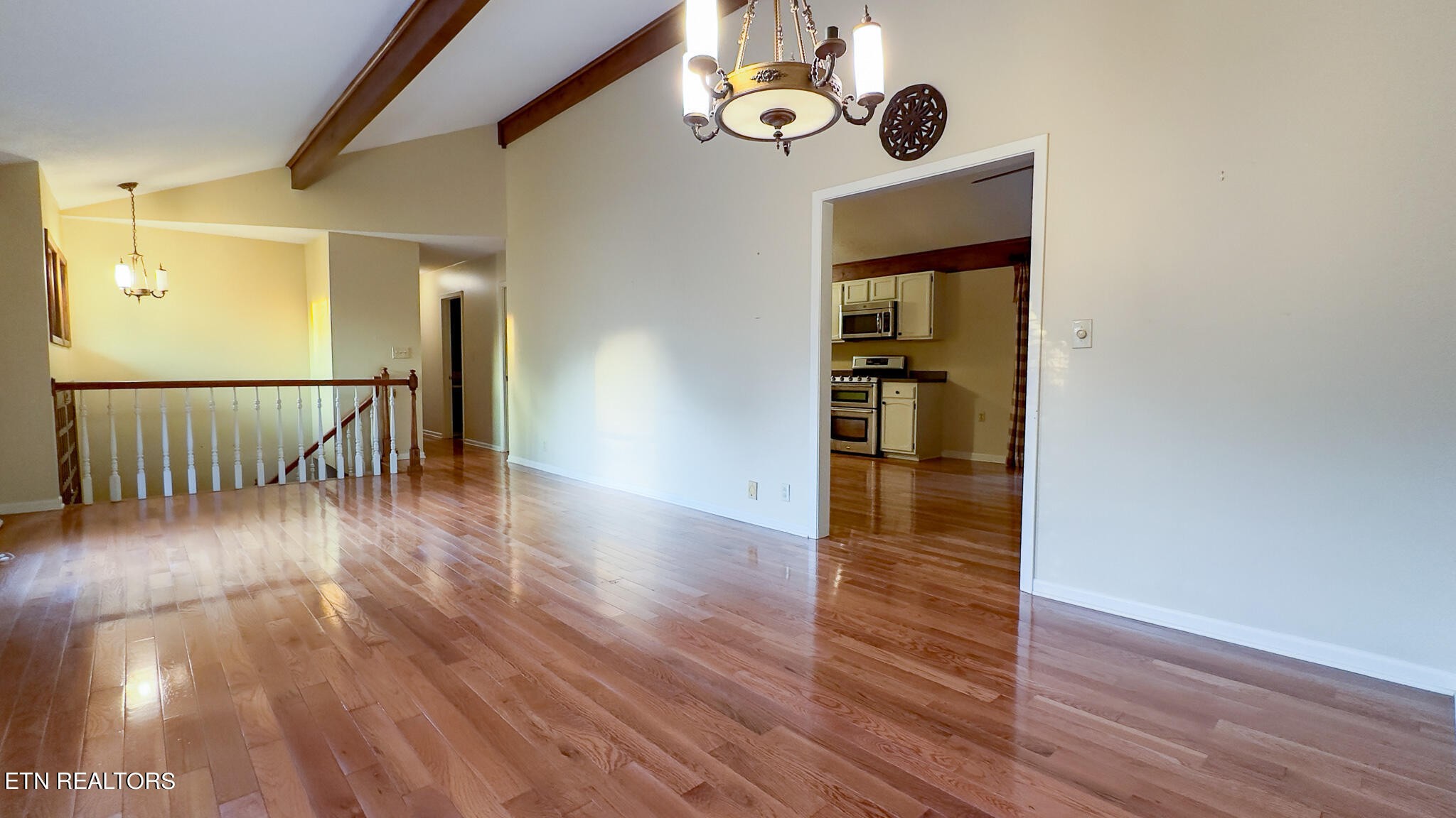 953 Kevin Road, Unit 9 Knoxville, TN 37923 - Photo 9 of 27 Gallery Image 9