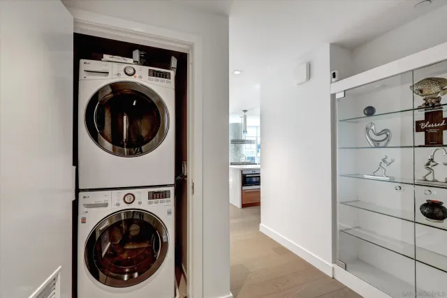 $2,140,000 | 888 West E Street, Unit 502, San Diego, CA 92101