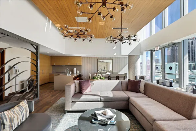 $2,140,000 | 888 West E Street, Unit 502, San Diego, CA 92101