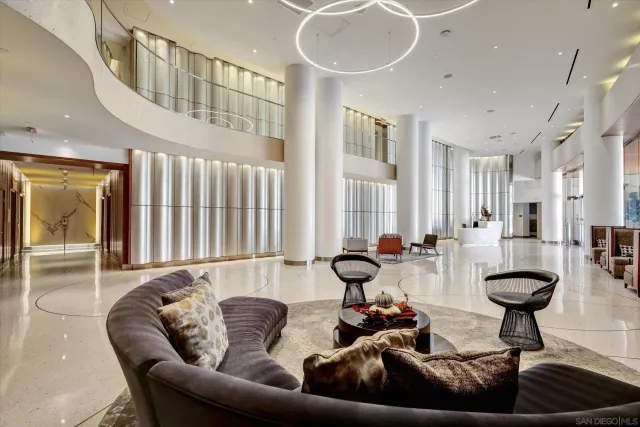 $2,140,000 | 888 West E Street, Unit 502, San Diego, CA 92101