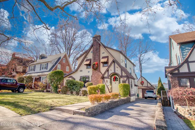 a front view of a building with street