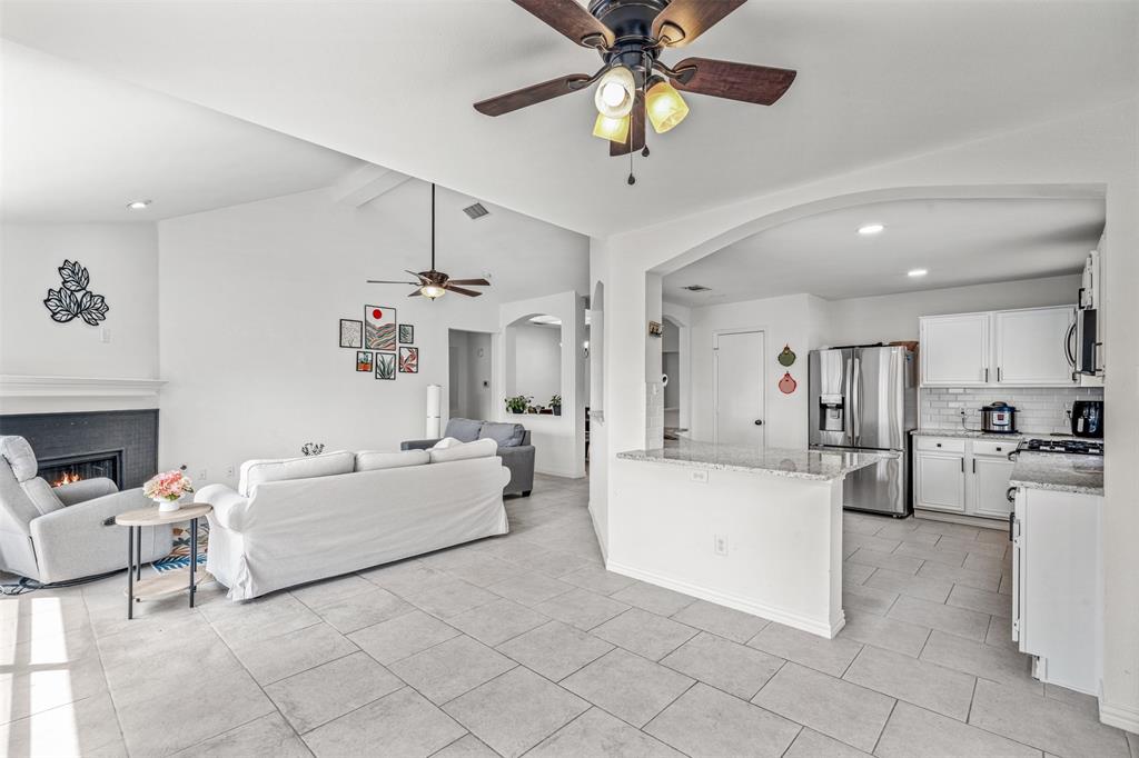 1011 Ridgecrest Drive McKinney, TX 75069 - Photo 12 of 31