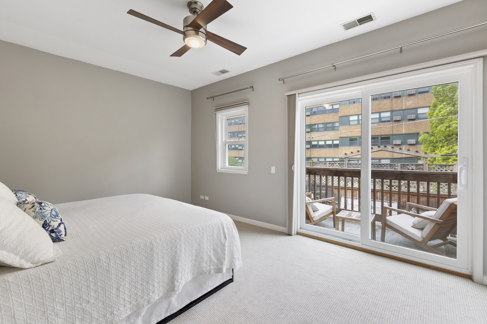 1846 North Mohawk Street, Unit B Chicago, IL 60614 - Photo 11 of 17