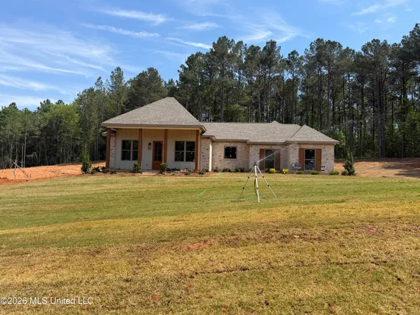 $369,900 | 182 A D Mclendon Road, Mendenhall, MS 39114