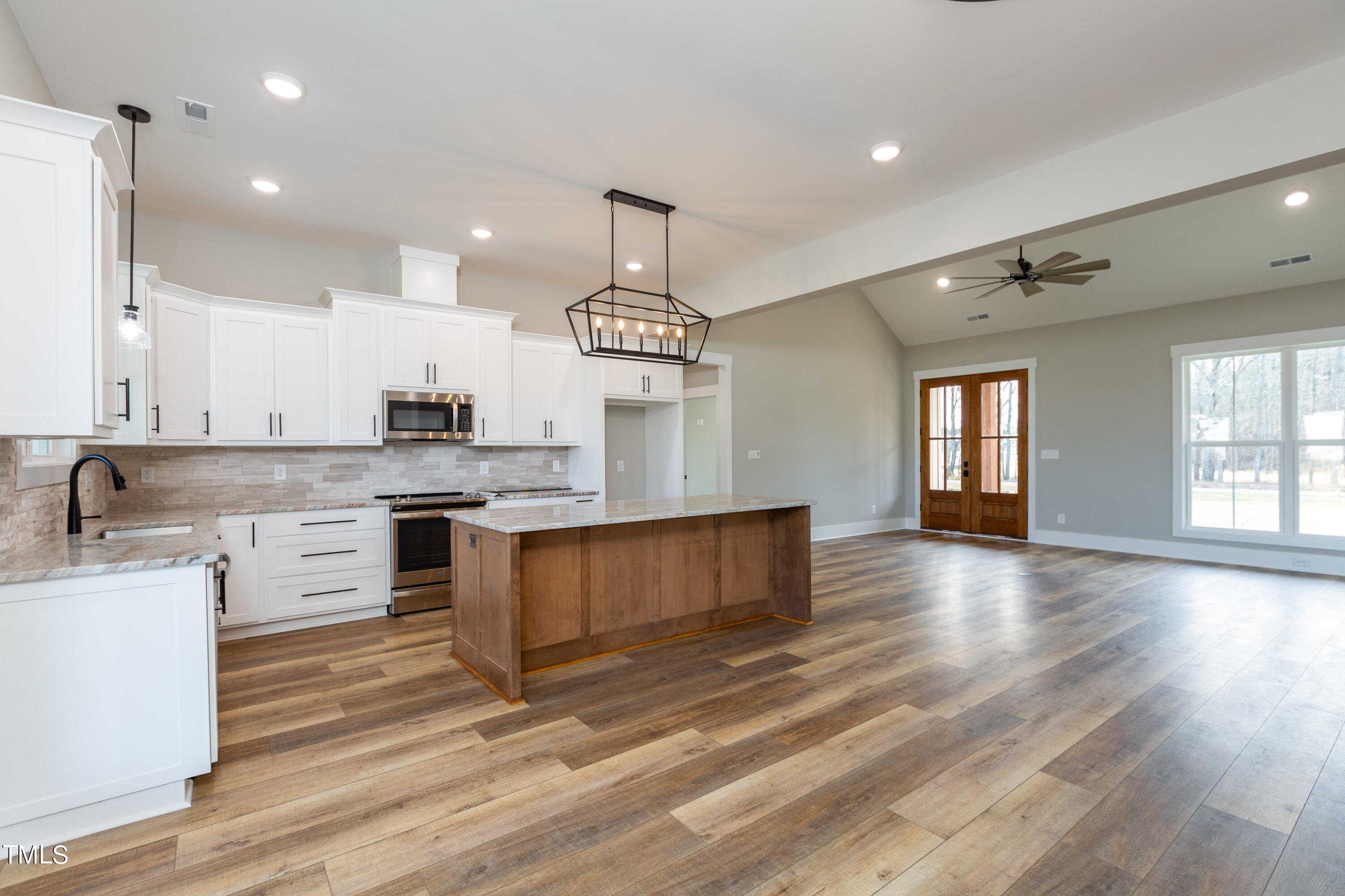 178 Banner Elk Road Benson, NC 27504 - Photo 7 of 30 Kitchen