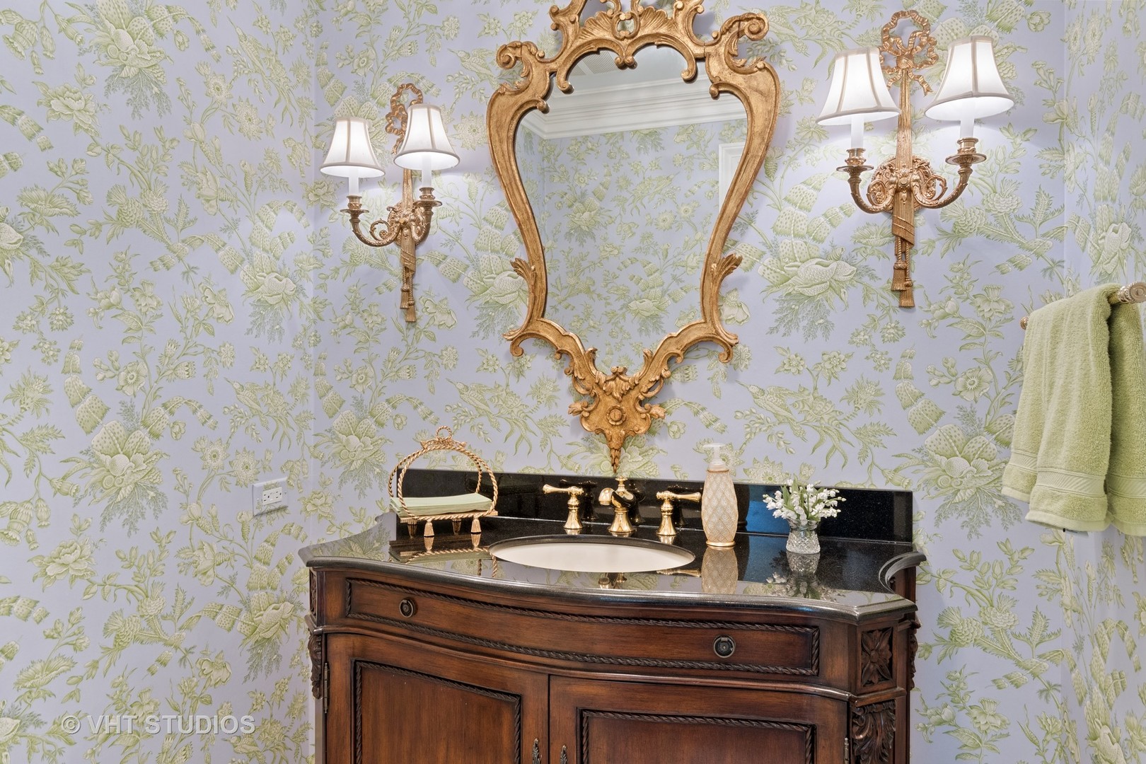 1401 Lake Road Lake Forest, IL 60045 - Photo 14 of 39